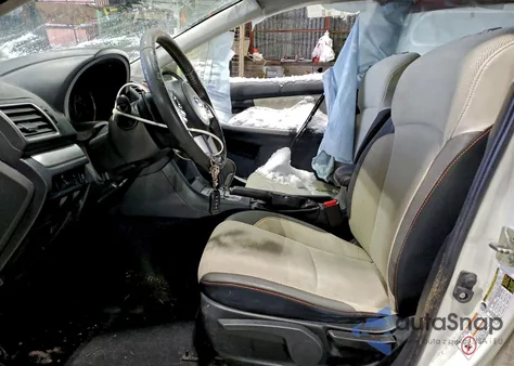 2017 Subaru Crosstrek Premium z USA, uszkodzony, nr VIN JF2GPABC2HH255769